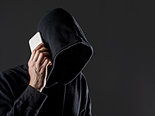 Россиянам стали звонить мошенники из «подсанкционных банков». Как их вычислить