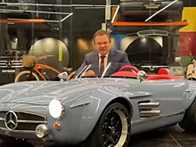 Миниатюрная реплика Mercedes-Benz SL300 стала вирусной в Сети