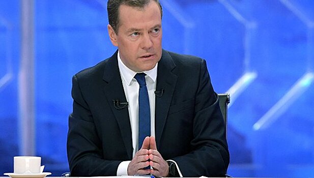 Медведев примет участие в Гайдаровском форуме