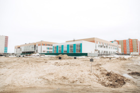 Завершается строительство новой школы в микрорайоне Иртыш-2