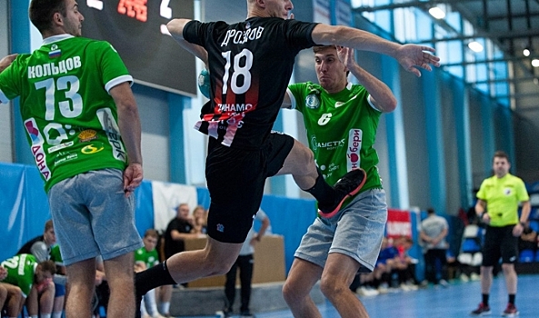 Волгоградский «Каустик» проиграл в Астрахани местному «Динамо» со счетом 19:29