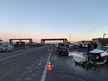 6 человек пострадали при столкновении Mitsubishi с Volkswagen Polo в Норильске