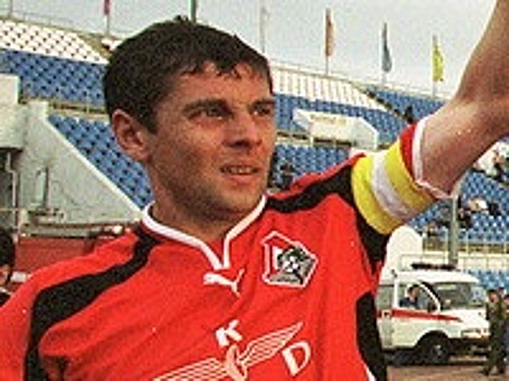 Игорь Чугайнов: "Глушаков место в сборной России заслужил"