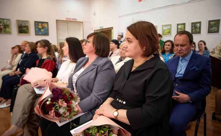 В Курске премию «Лучший библиотекарь года» получила Наталья Судакова