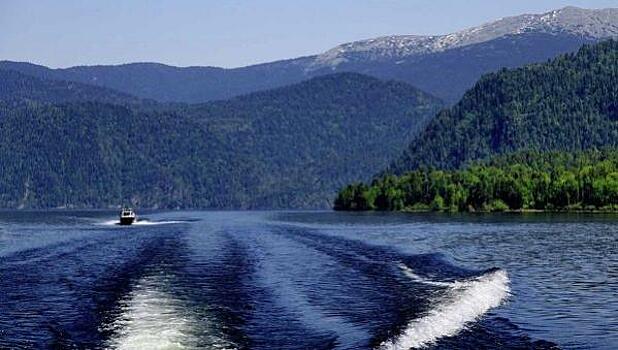 «Проблемы у всех нас». Федеральный закон вмешается в решение вопроса с Телецким озером