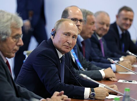 Путин обещал решить вопрос со специальностью "Тренер-преподаватель"