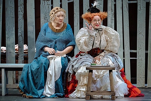 Сергей Газаров поставил "Женитьбу Бальзаминова"