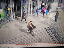 Житель Владивостока помог задержать грабителя