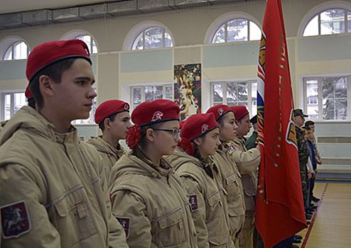 Для юнармейцев Калининграда состоялась экскурсия в соединение надводных кораблей Балтийского флота