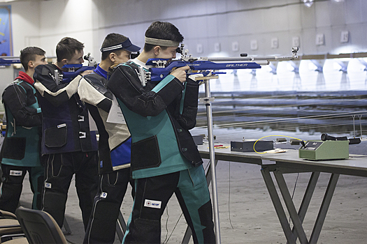 В Санкт-Петербурге стартовала Спартакиада среди общеобразовательных организаций Минобороны России по пулевой стрельбе