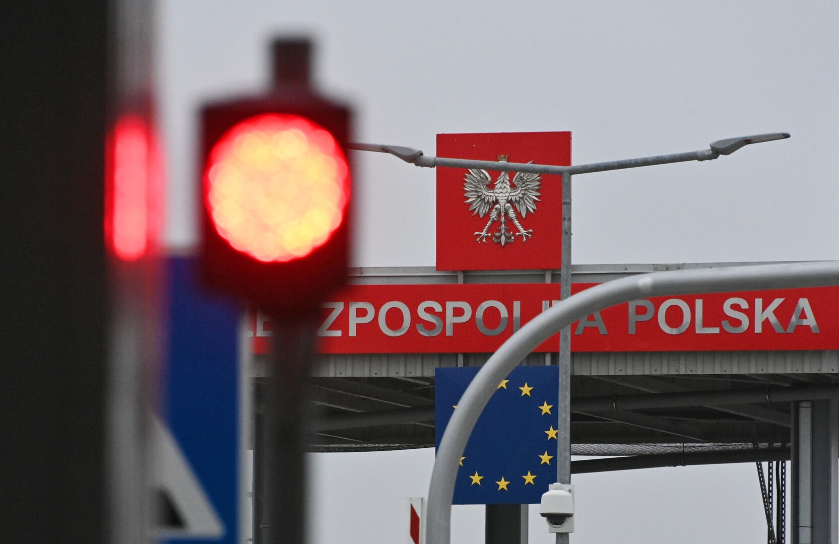 Что происходит в мире сегодня: задержание россиянки во Франции и новый ход Польши