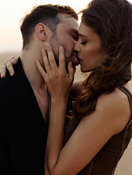 Жена Алексея Чадова высмеяла свою схожесть с его экс-возлюбленной Агнией Дитковските