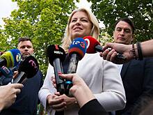 Президент Словакии решила приостановить помощь Украине