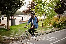 Гвинеец пересёк шесть стран на велосипеде, чтобы поступить в университет