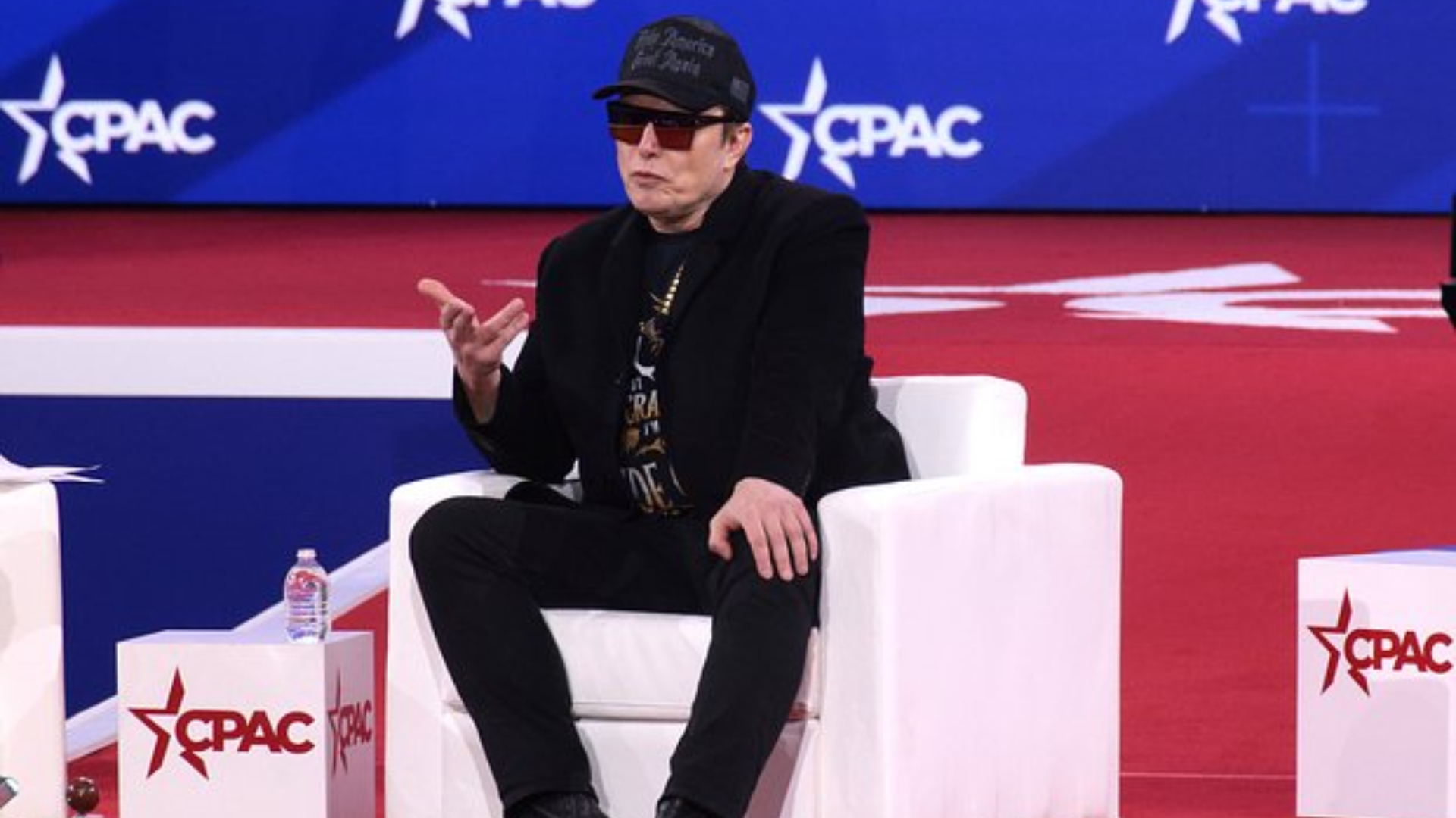 Маск обвинил сердобольных либералов в желании бесконечной мясорубки на Украине