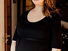 Звезда “Охоты на пиранью” станет мамой в четвертый раз