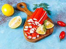 Вместо салата: сырные шарики в крабовой стружке для праздничного фуршета