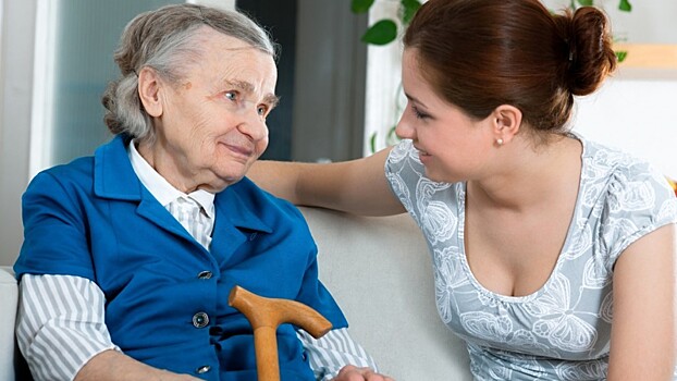 9 тысяч пожилых вологжан и инвалидов получают социальные услуги на дому