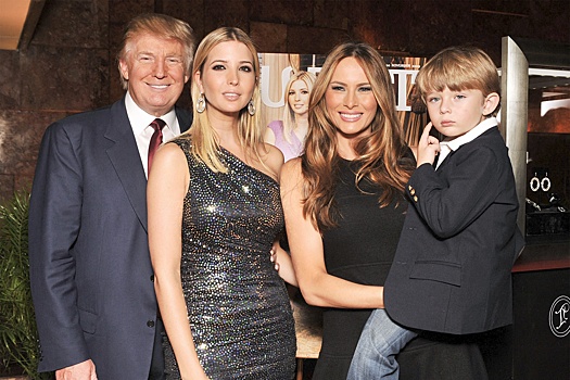 СМИ: Мелания и Иванка вели борьбу за власть во время президентства Трампа