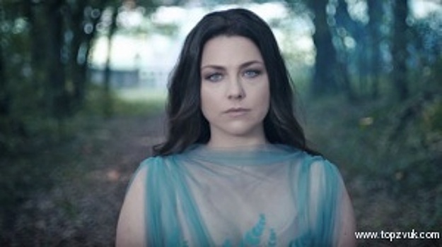Эми Ли опубликовала клип к песне "Speak To Me"