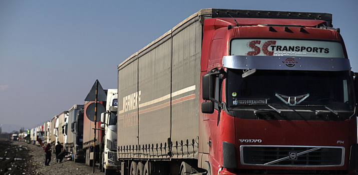 Казахстан и Турция стали главными направлениями импорта автотранспортом