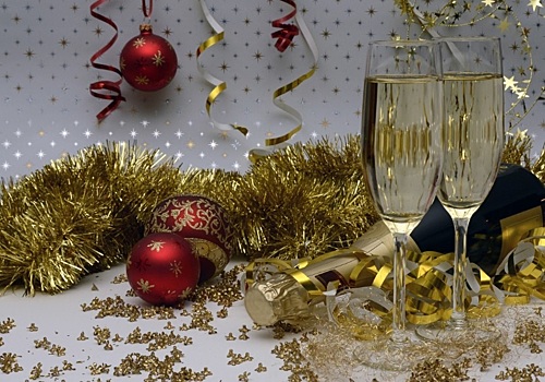 Стали известны расходы россиян на Новый год