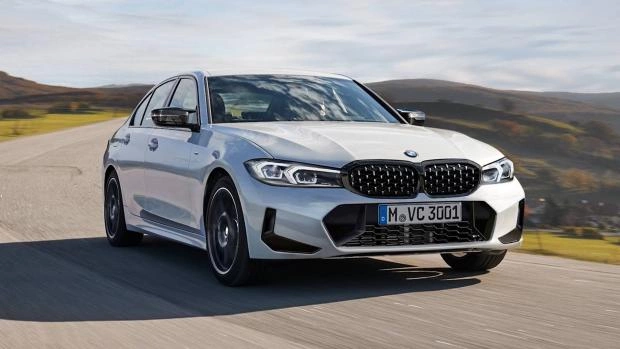  BMW 3-Series 2023      - 