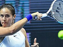 Касаткина проиграла Иге Свёнтек на турнире в Дохе