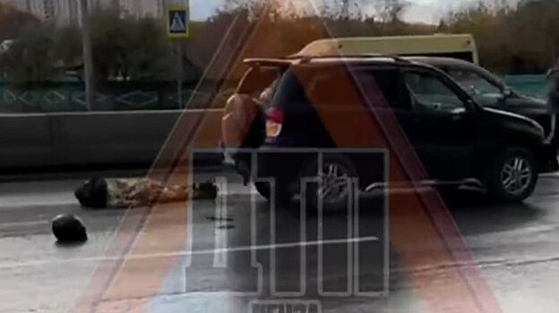 На проспекте Победы в ДТП попали 5 машин и мотоцикл