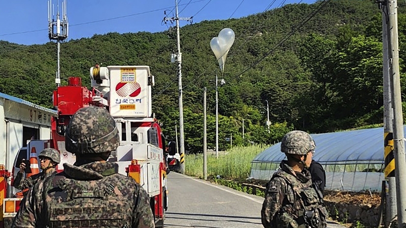Южная Корея отправила в КНДР воздушные шары с сериалами
