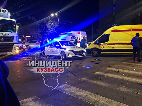 Люди пострадали в страшном ДТП с грузовиком в Кемерове