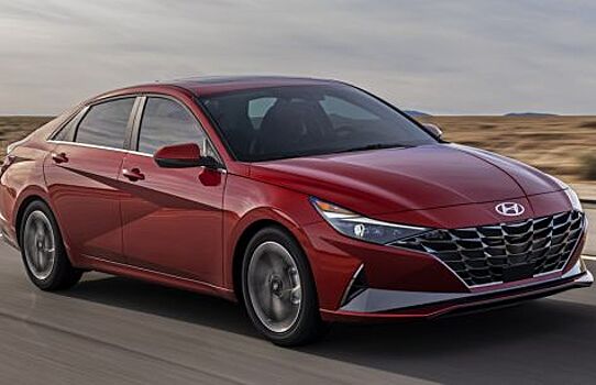 В Hyundai прокомментировали дизайн интерьера новой Elantra