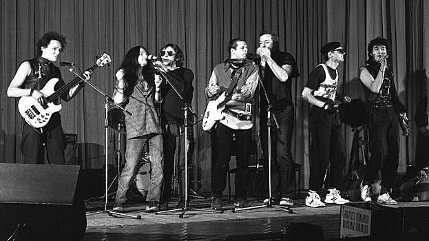 "Ленинградский рок-клуб в фотографиях" – в Русском музее