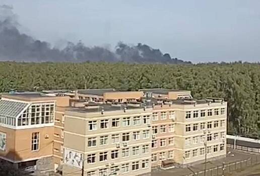 Масштабное задымление из-за пожара на российском коксогазовом заводе попало на видео