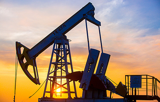 Цена на нефть Brent упала ниже $45 за баррель
