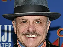 Звезда "Матрицы" и "Клана Сопрано" попал под машину