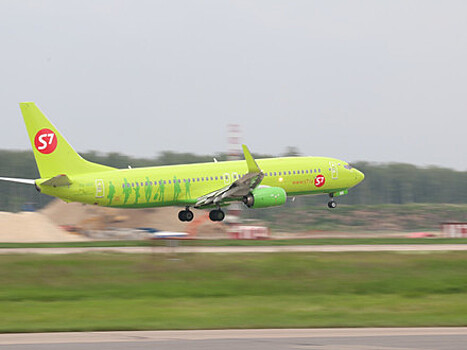 S7 Airlines - лидер по пассажиропотоку в России уже 8 месяцев