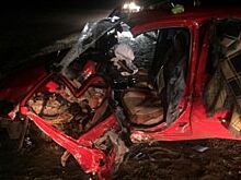 В страшной аварии на омской трассе пострадала водитель Hyundai Getz