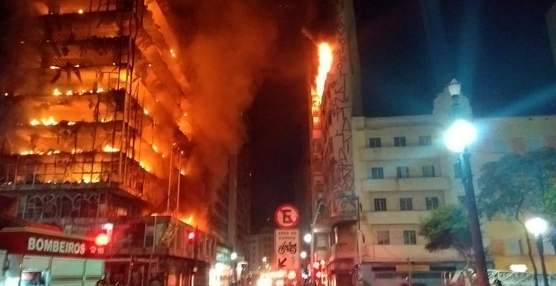 Всего из здания после пожара были эвакуированы 150 человек.