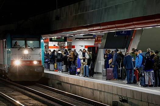 Варламов назвал запах советского туалета в Брюсселе признаком европейской стабильности