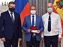Сотрудника рязанского правительства наградили медалью «За спасение погибавших»