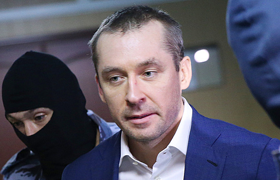 Арестованы миллионы сбежавшего шурина Захарченко