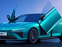 Китайский конкурент Tesla — Nezha S Yaoshi — дебютирует с ламбо-дверьми