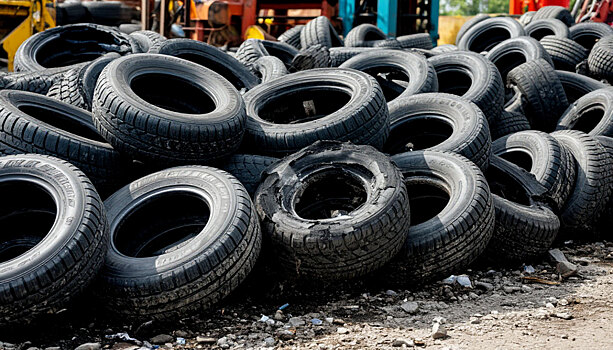Жителей Московской области обучили правильной утилизации старых автомобильных покрышек