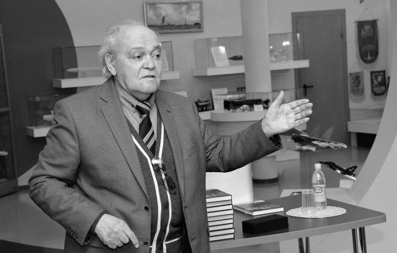 Умер журналист и писатель Александр Цирульников