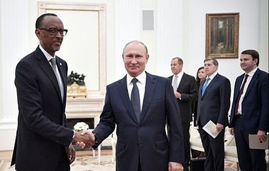 Путин встретился с президентом Руанды