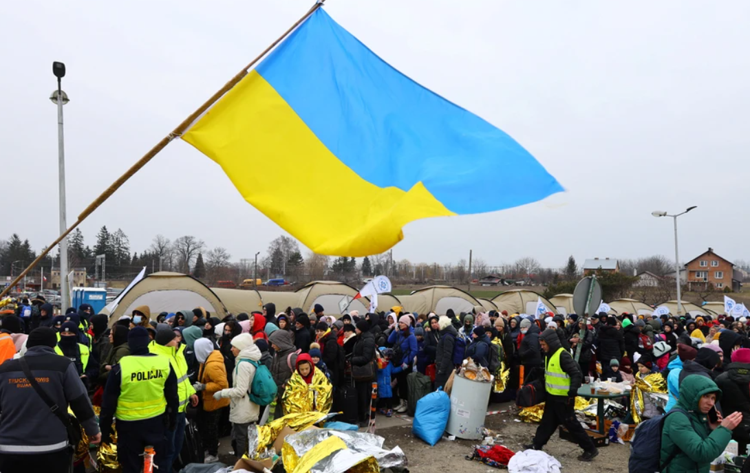 Украинские националисты. Украинские беженцы. Украинцы в Европе. Беженцы в Польше.