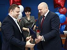 Губернатор наградил 99 сотрудников омского «Водоканала» за хорошую работу