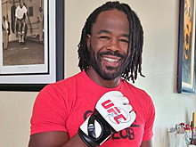 Бывший чемпион UFC подписал контракт с промоушеном Нурмагомедова