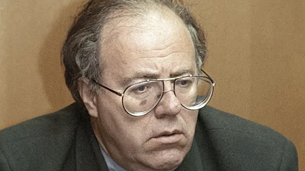В "Ленкоме" опровергли смерть Глуза от COVID